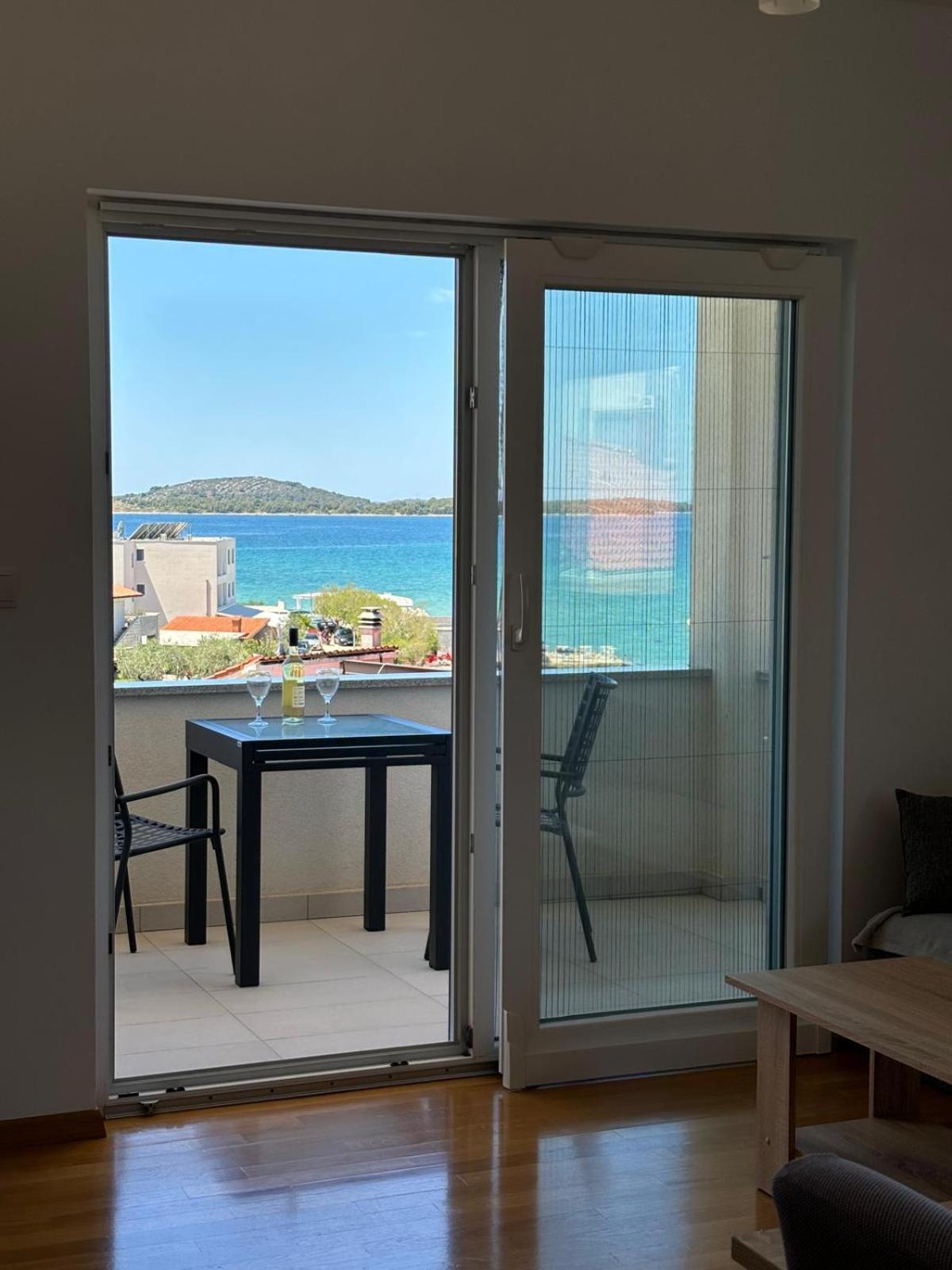 Sea View Apartments Zaboric Exterior photo